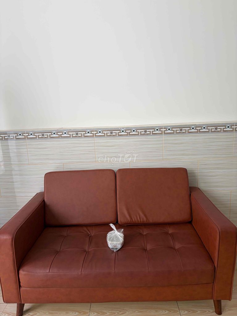 full interior/ 2 bathroom/wide kitchen suitable family.