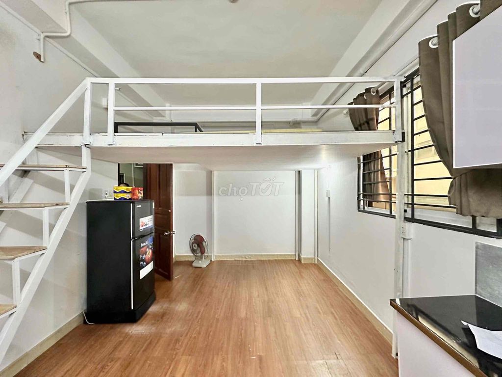 Lê Lợi room, 3.8 million a month.