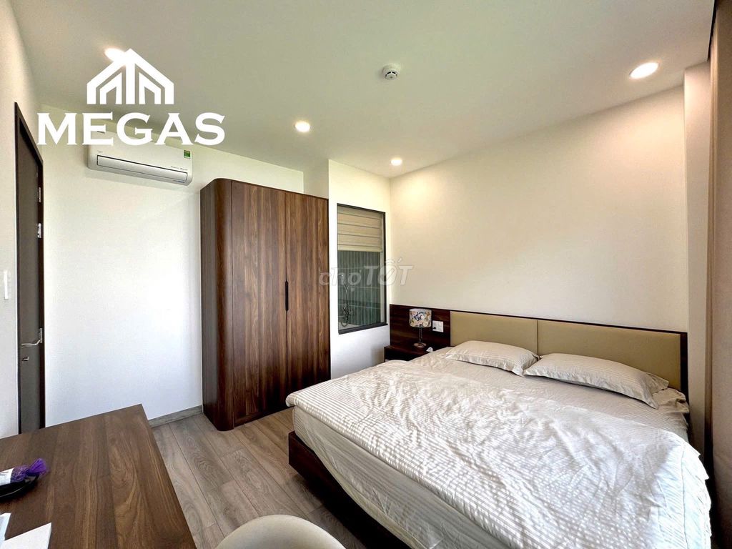 A separate balcony kitchen near lakeview, globalcity