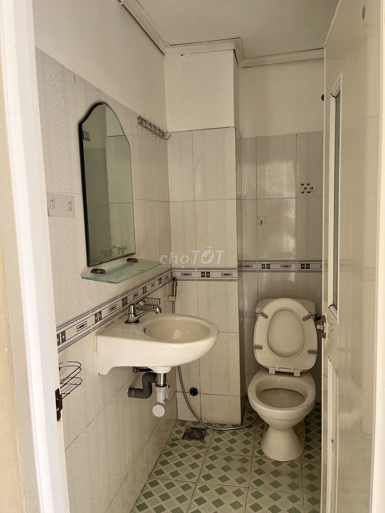 Renting Tân Bình Area Room
