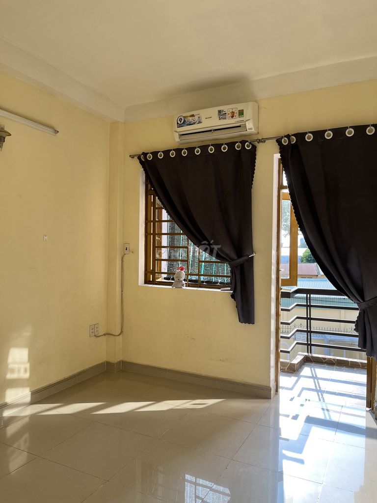 Renting Tân Bình Area Room