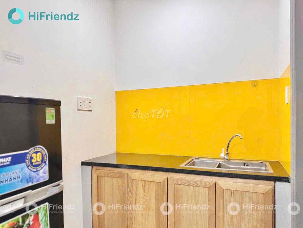 Rent the Seven Price Room near the Bill Bank District 11