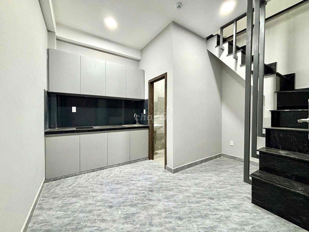 Open the guest room now. Lê văn việt.