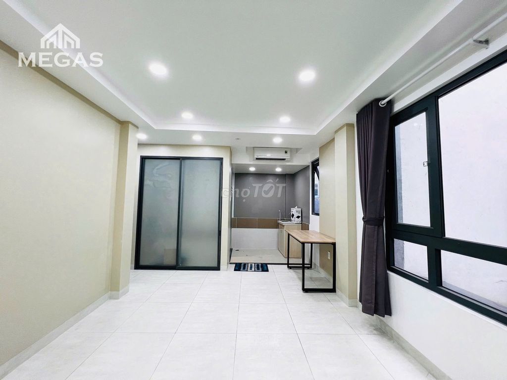 Studio of the Heaven’s Window 25 m2 Right The Y-Adq0