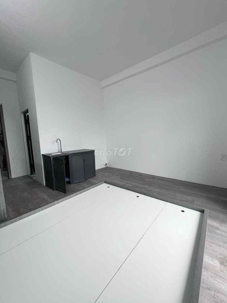 The last high-end hotel room is 20 meters full interior.