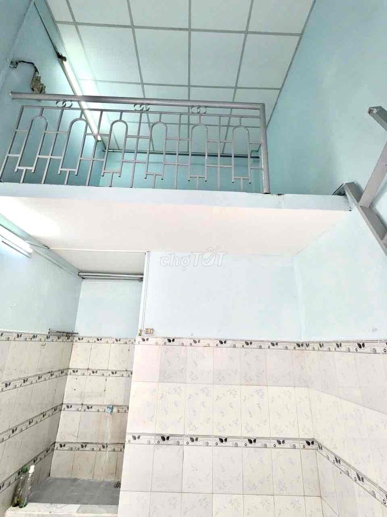 Room 20 M2 has Tân Thới Nhất.