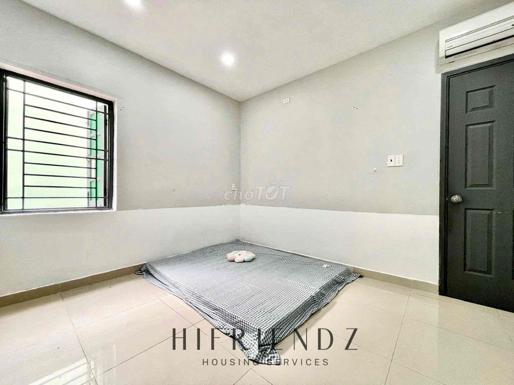 Rent the Underprivileged Opening House near Sen's Queen - the Constitutional University