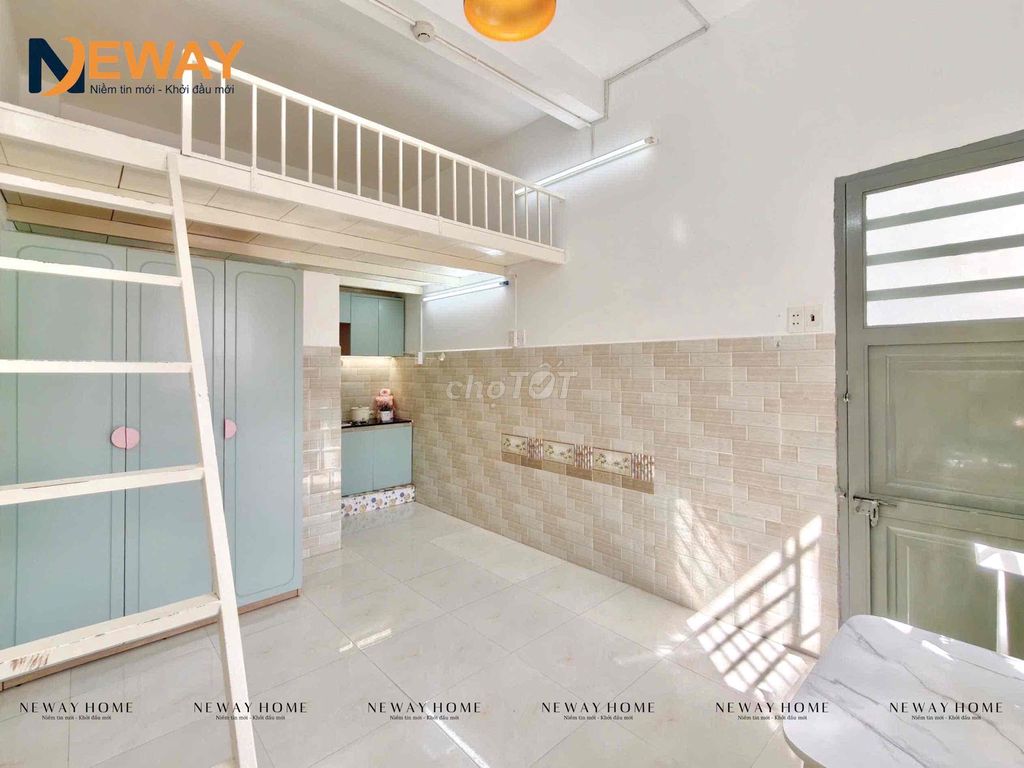 Rent the new House of Seven, near the University of the New Year's Office.