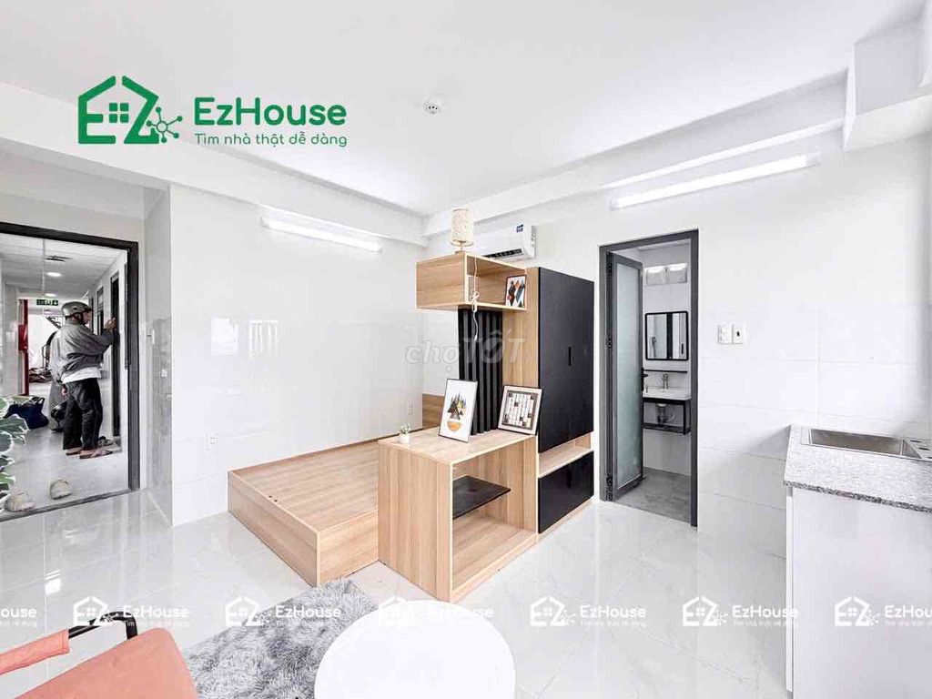 30 new rooms are cheaper than 2 markets.