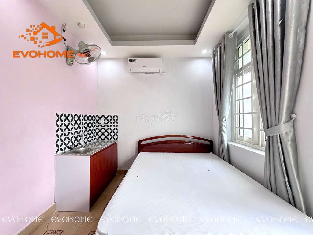 Rent room.