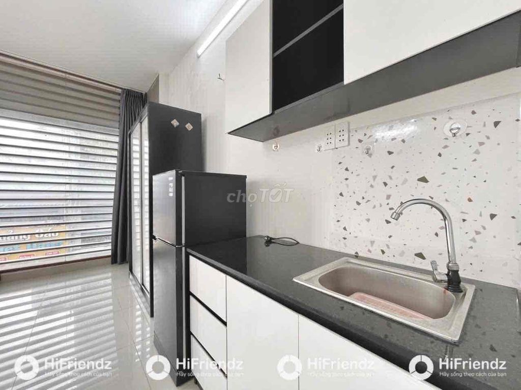 For free prices car full interior - window view glass chill