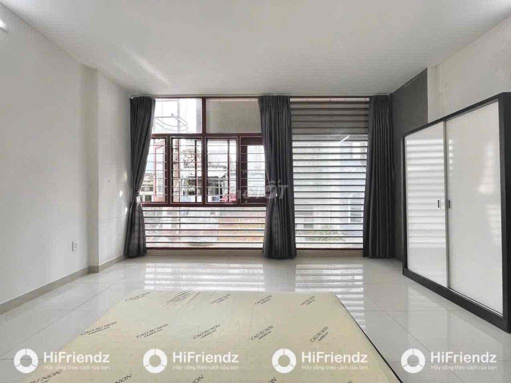 For free prices car full interior - window view glass chill