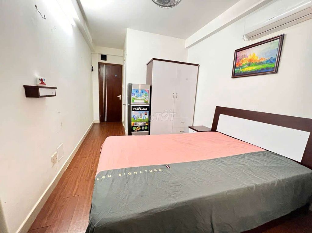 Rent room.