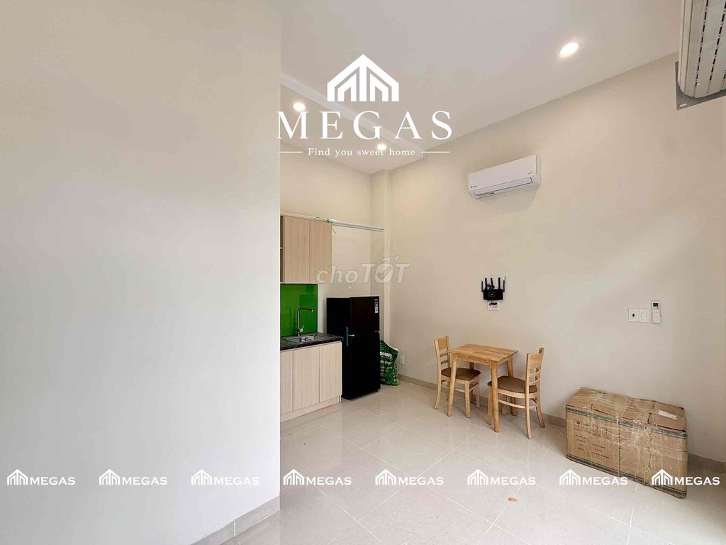 Rent the studio right in front of the house.