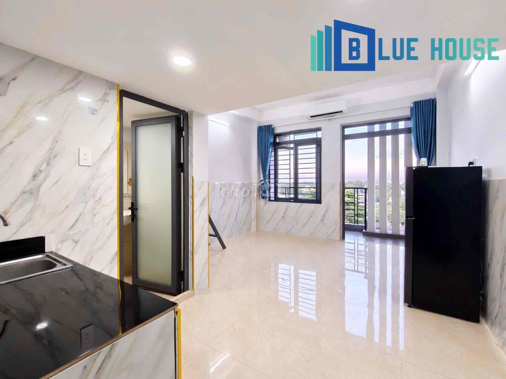 The service apartment is a low-cost Tân Bình, full-subservative building.