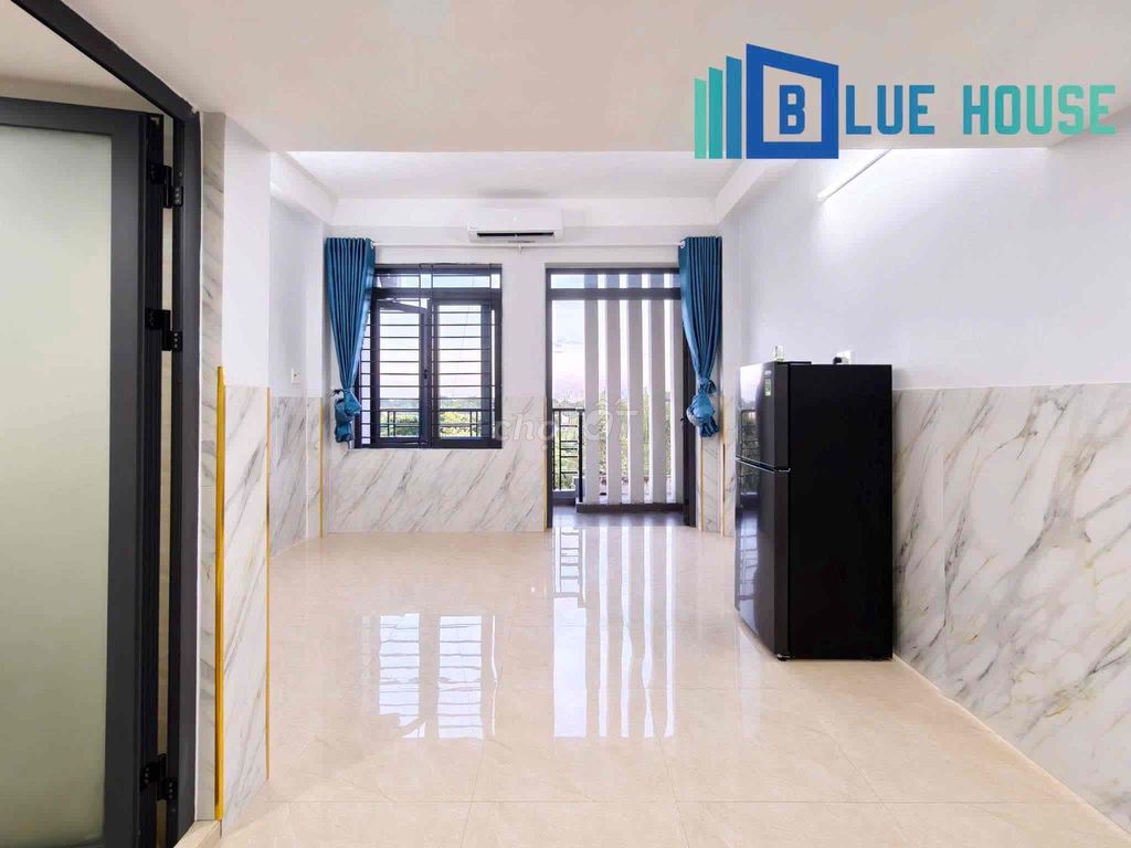 The service apartment is a low-cost Tân Bình, full-subservative building.
