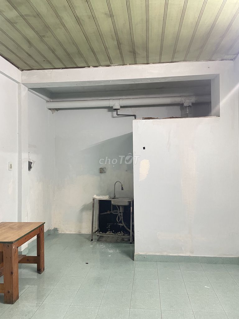 Rent room near Entown Republic