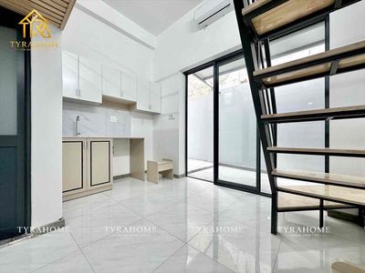 Duplex Super-Dopex has a yard in 30 meters. Full interior, 3 days. Bt Center
