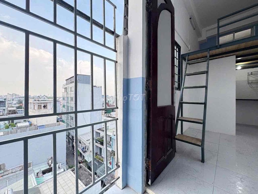rented cheap window window - near the commercial university - aeon mall