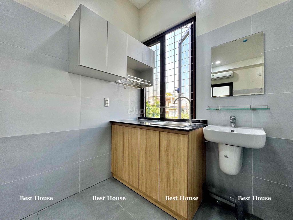 The new service apartment is a low-priced full interior at Tây Thạnh