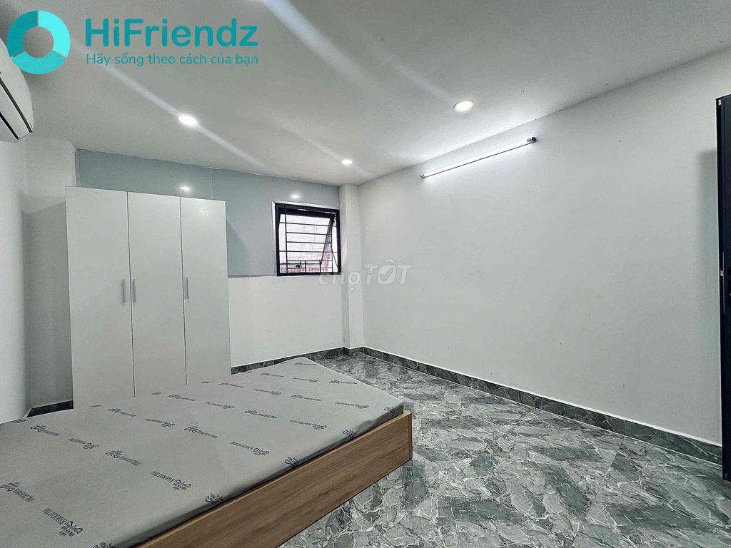 Rent the brand new room. Full Seven.