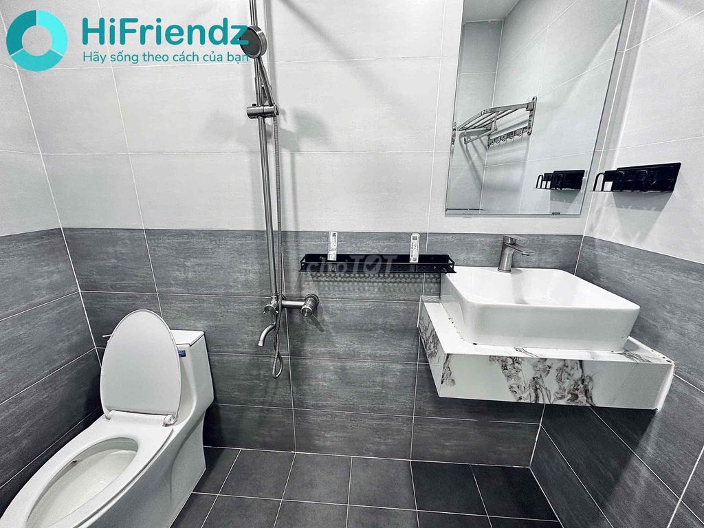 Rent the brand new room. Full Seven.