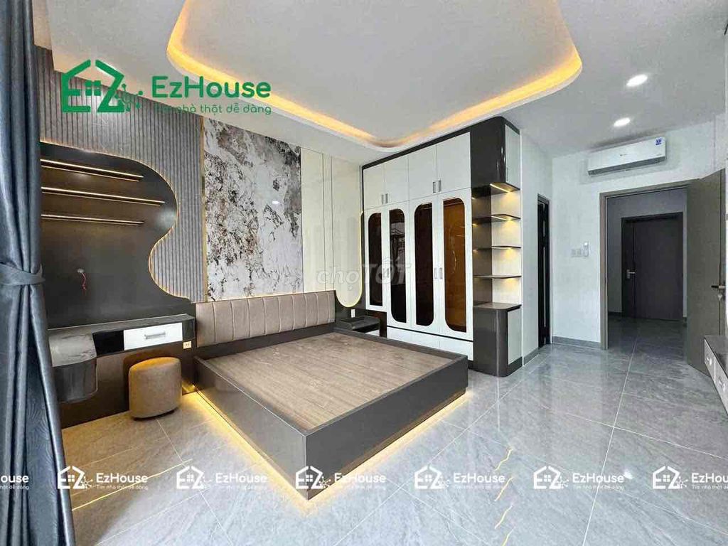 advanced service apartment full new luxury new sky windows