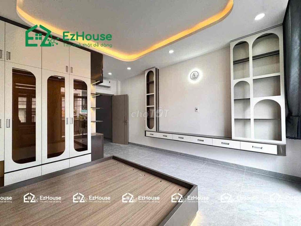 advanced service apartment full new luxury new sky windows