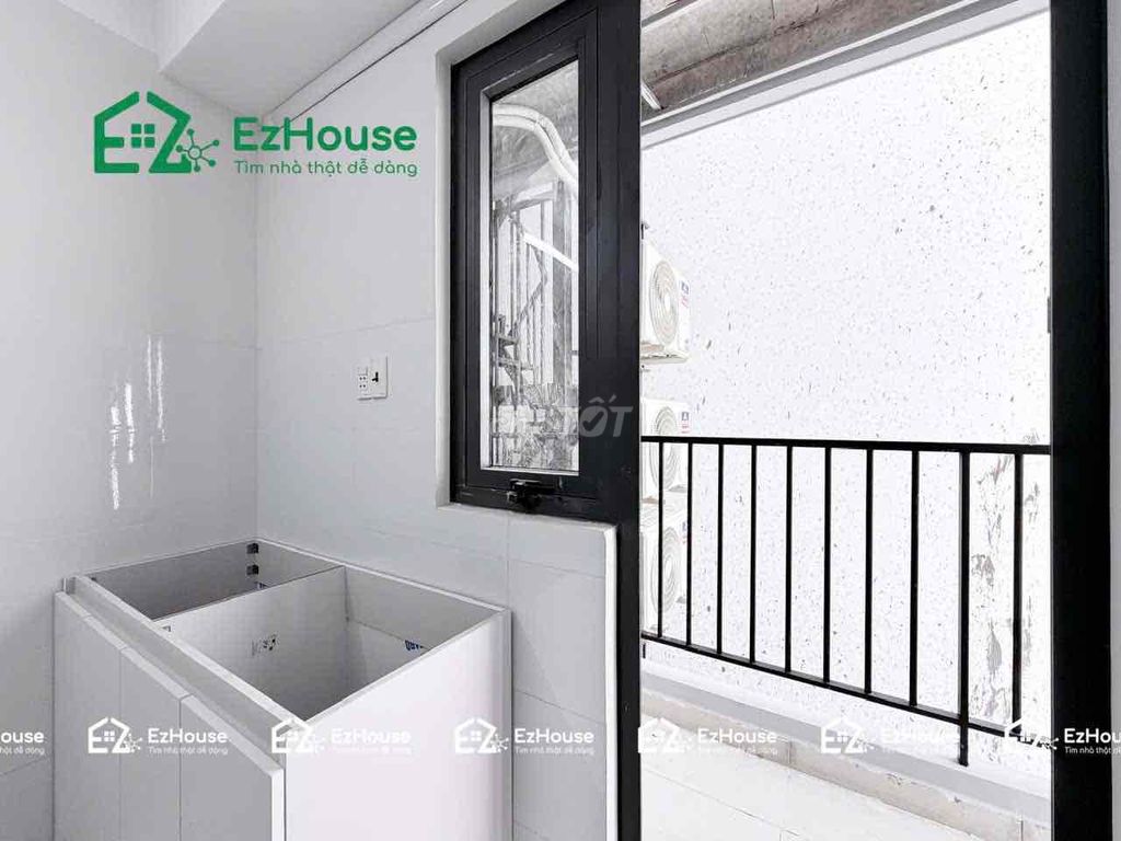 New balcony studio built full utility