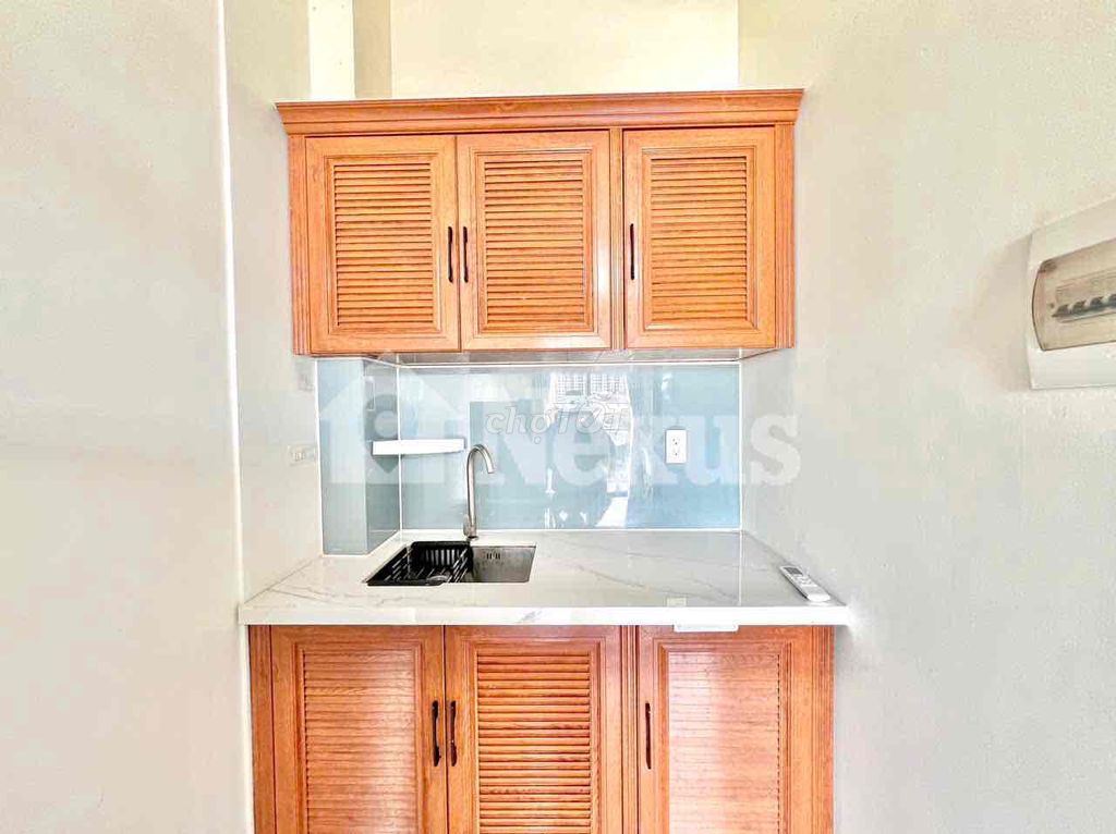 The balcony suite is full of goods near aeon mall university cheap