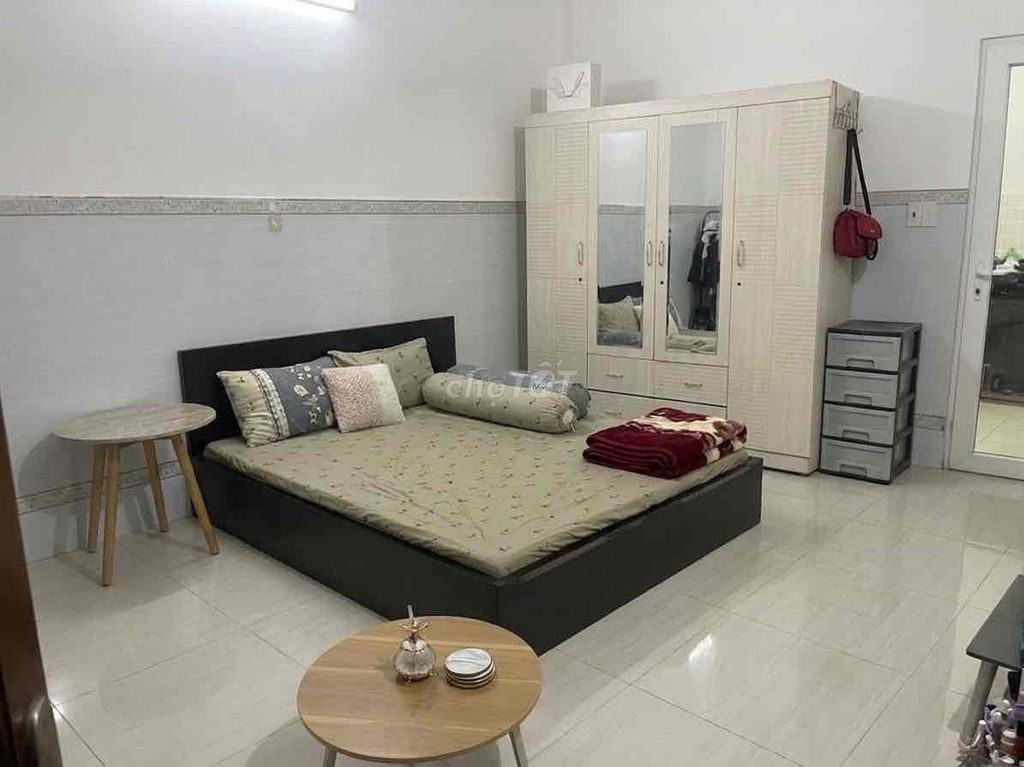 Make the kitchen room quick - Lê Đức Thọ