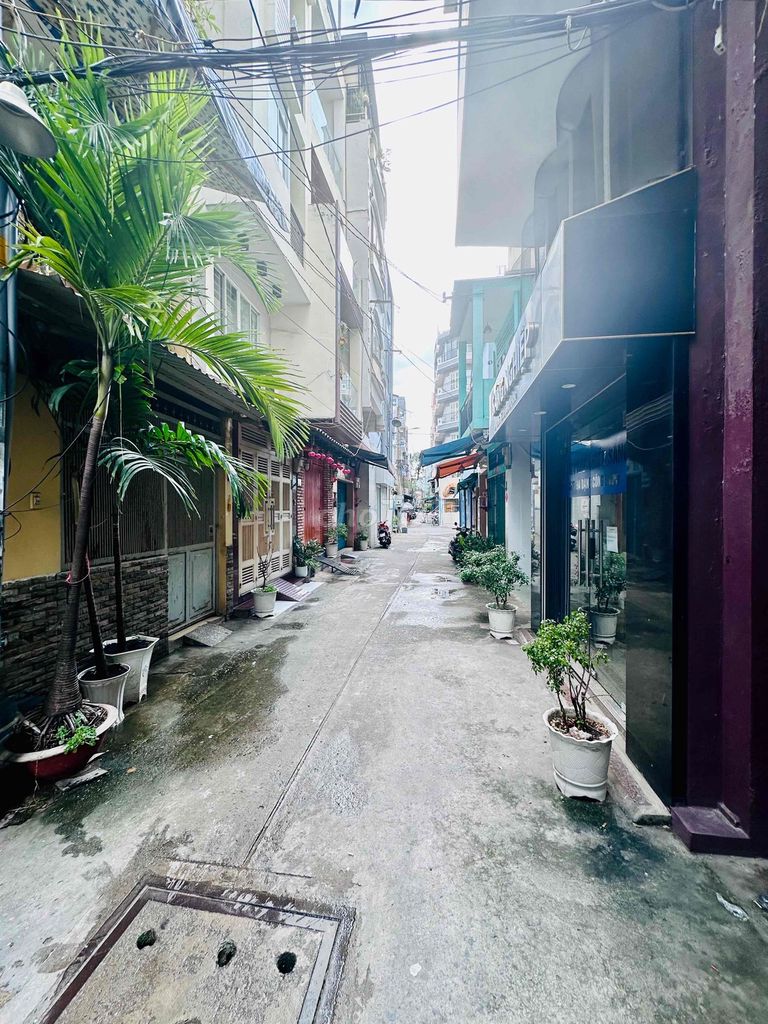 Car alley room - next to viettel post