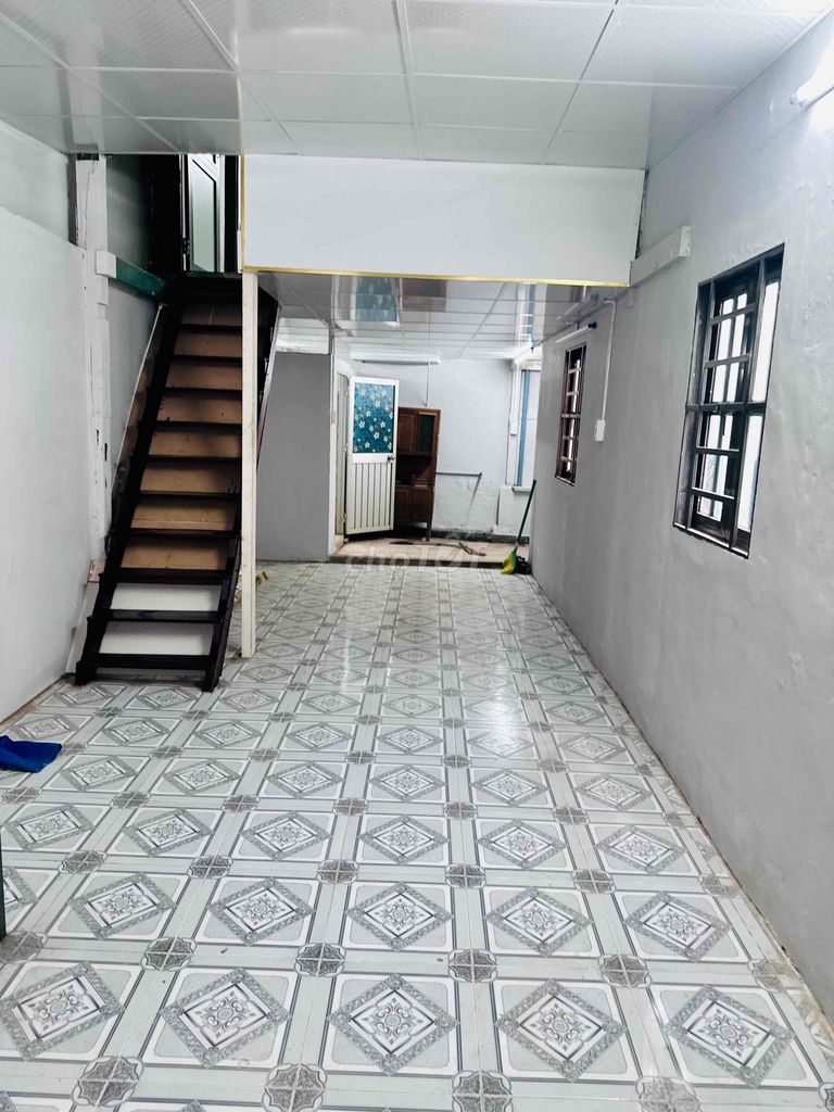 Car alley room - next to viettel post