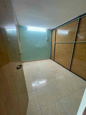 An Bình on the second floor, 10th security, 5th District.