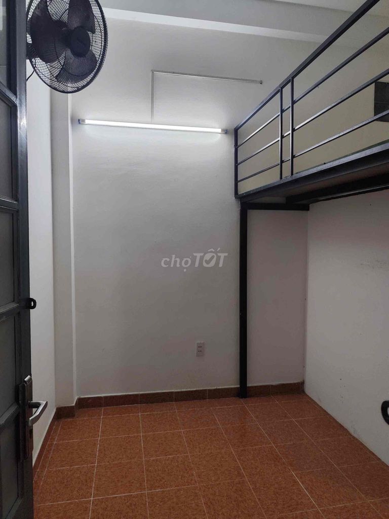 Clear 1 Room 0-2.