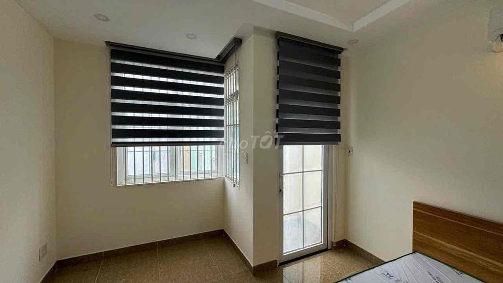 need to rent room full interior