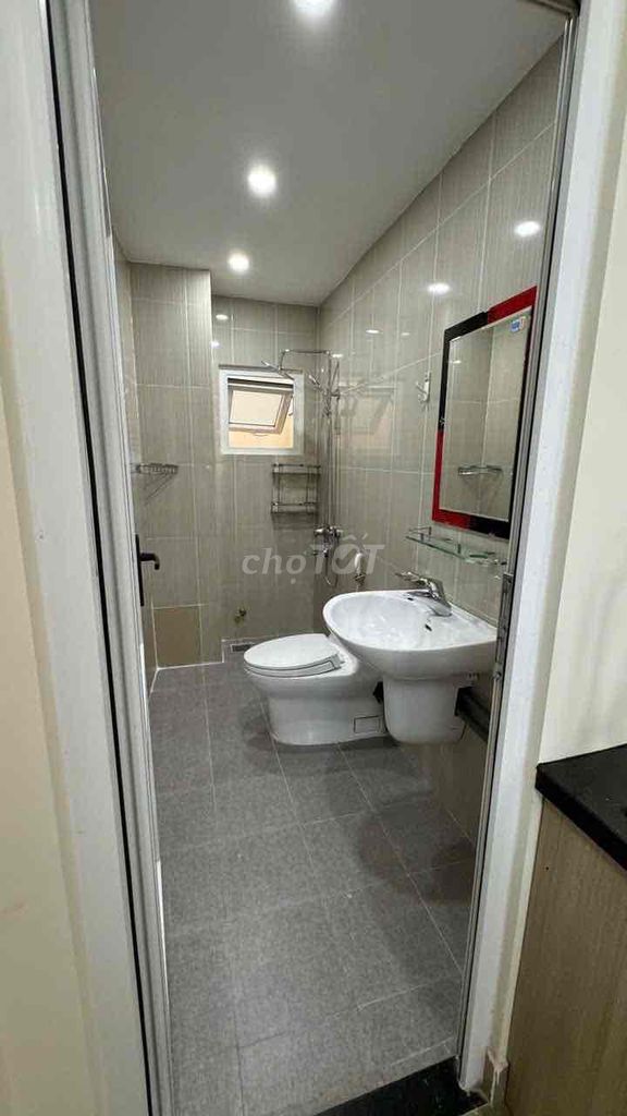 need to rent room full interior