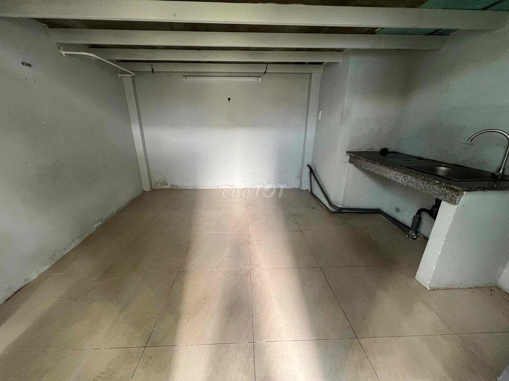 Room kiot separate surface