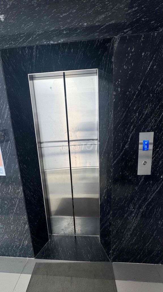 100 percent real, real picture, working directly with the building manager.