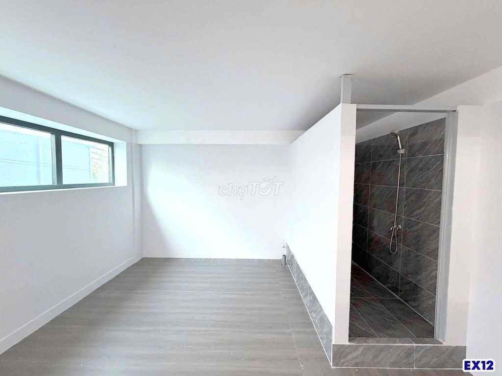 Studios are available at Trần Thị Năm.