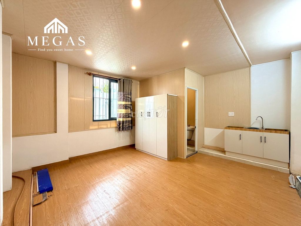 Close-to-high interior room Y-y-Yea-y is only 4 million.