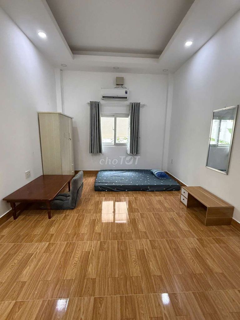 Room 15 meters, full comfort.