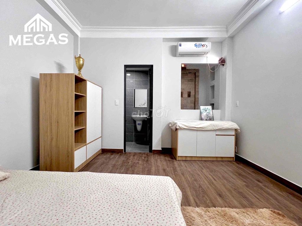 Studio Full Seven near Aeon Mall