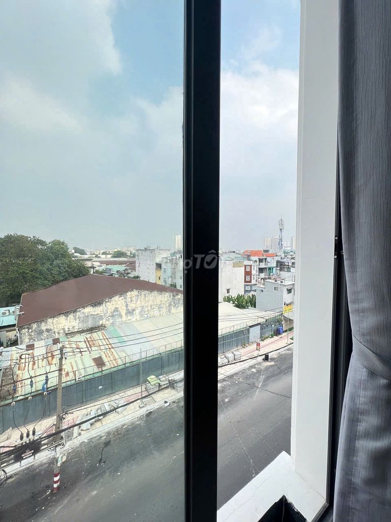 Bình Thạnh hotel is five million.