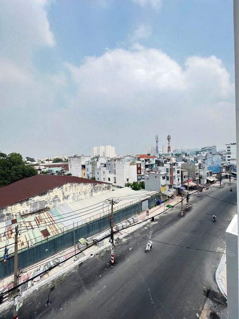 Bình Thạnh hotel is five million.