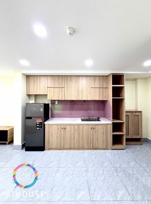 Room 35 m2_Studio and split large balconies_blow 7 m Hồ Văn Huê