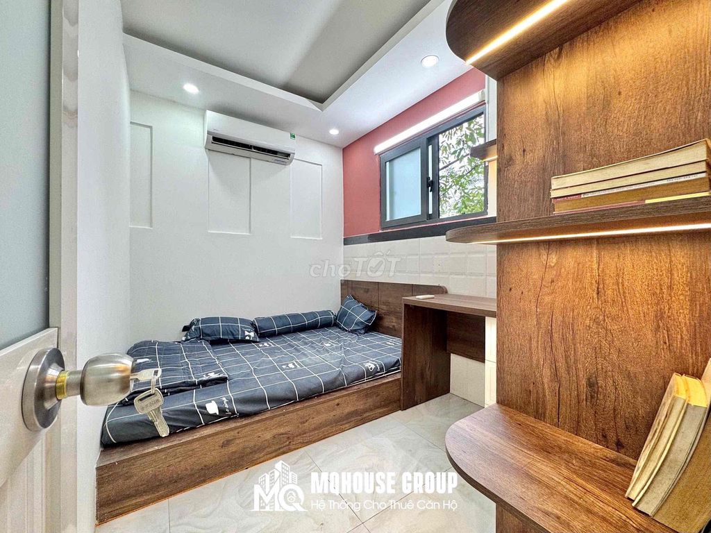 Two bedrooms full of furniture near Phạm Văn Bạch -- republic.