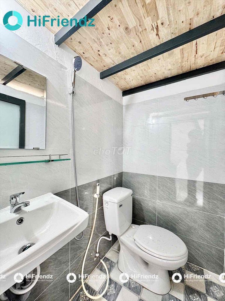 New student living quarters are cheaply built to Gò Vấp District 12.