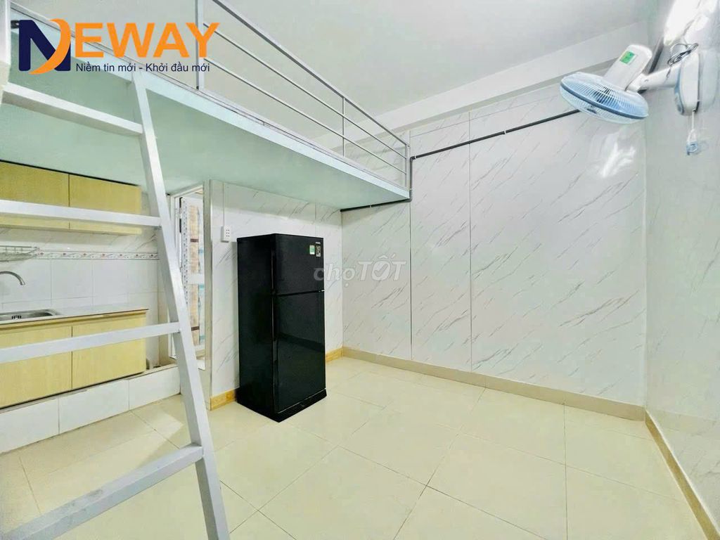 Room 4 is 3 million4 right at Kênh Nước Đen.