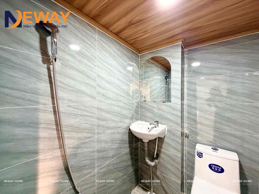 Rent a full interior guard room - right at the commercial university.